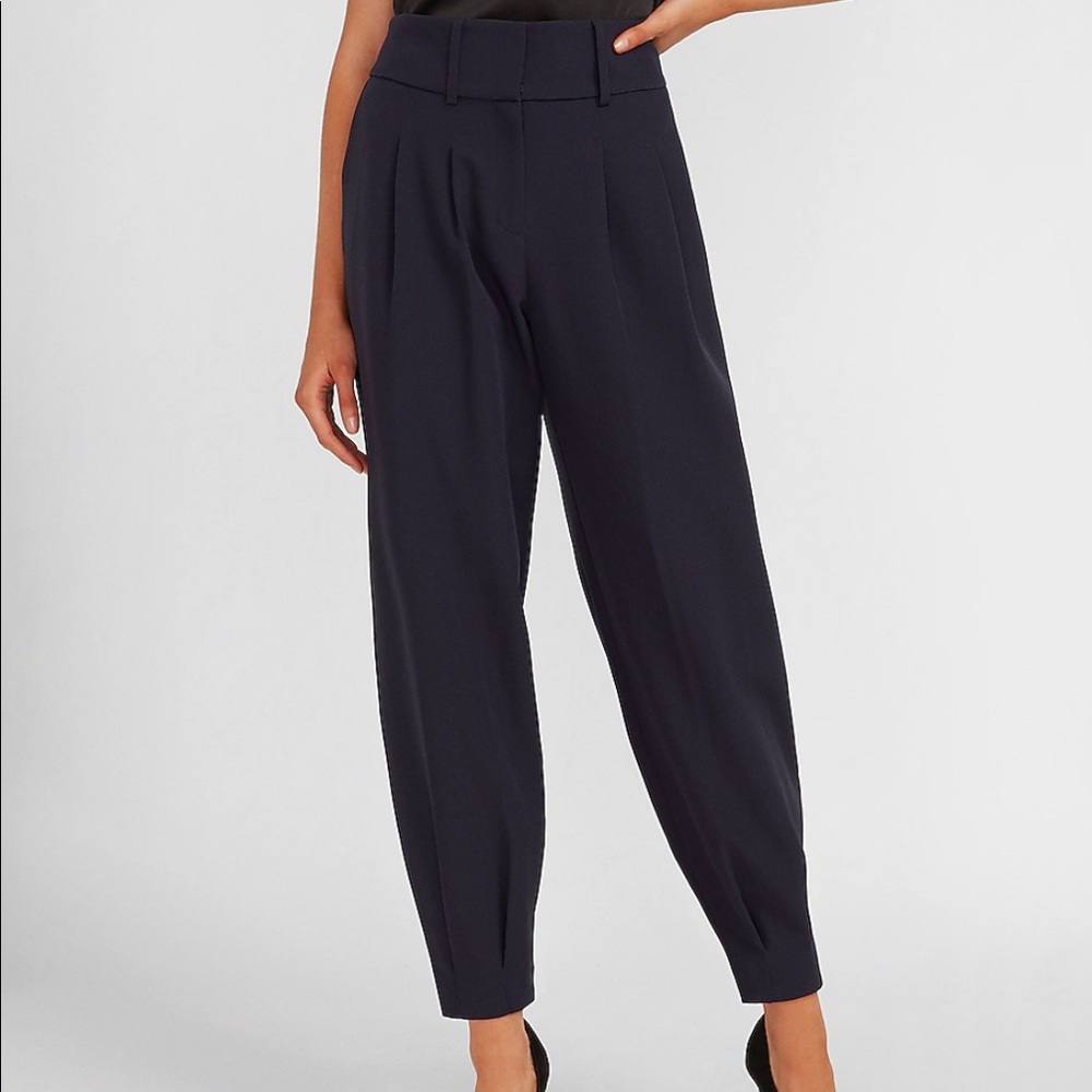 High waisted pleated ankle pants